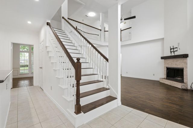 210 Wilkins Crossing, Sugar Land, TX 77479