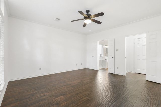 210 Wilkins Crossing, Sugar Land, TX 77479