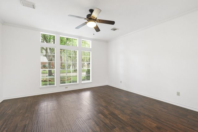 210 Wilkins Crossing, Sugar Land, TX 77479