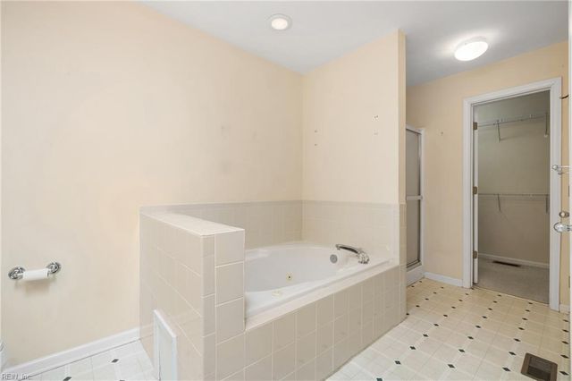 9489 Mooring DR, Norfolk, VA 23518