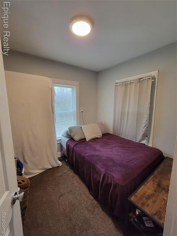 2904 Vanness Street, Port Huron, MI 48060