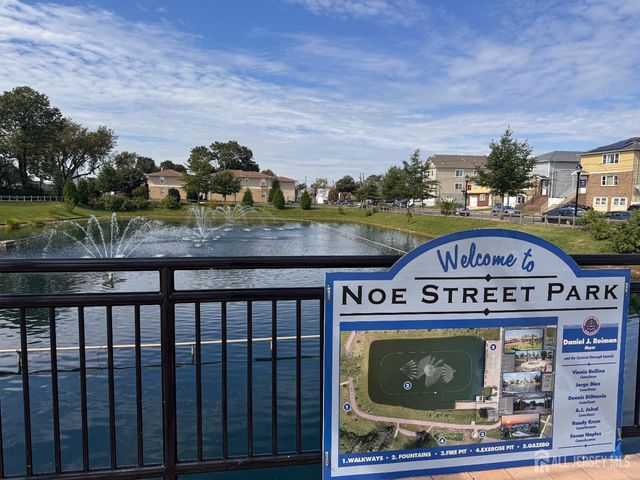 20 Noe Street, Carteret, NJ 07008