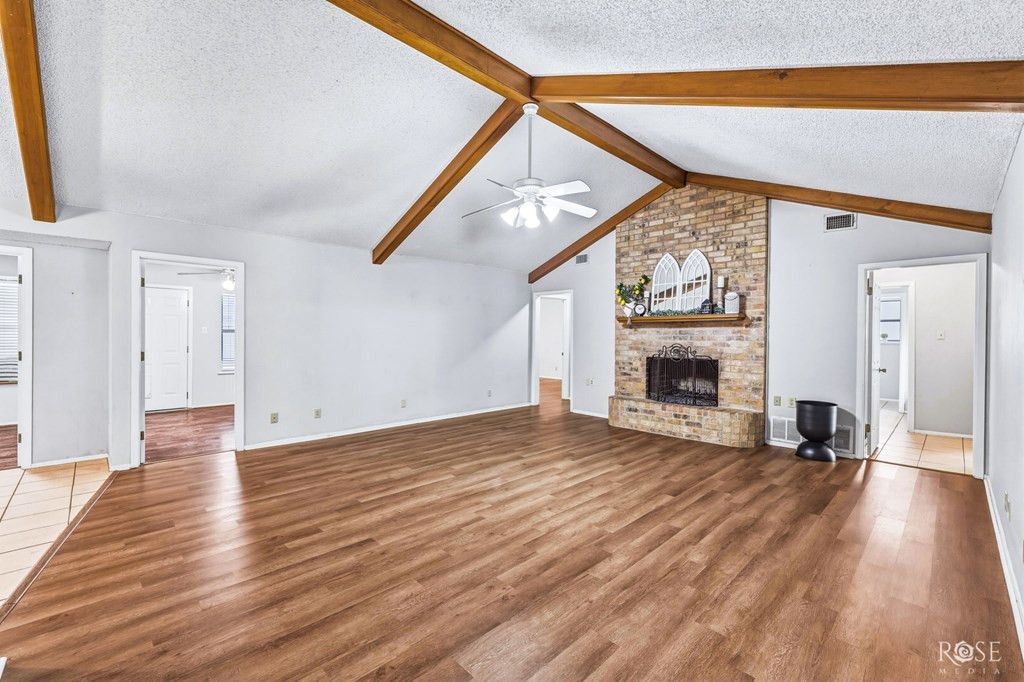 Image 10 of property listing at 3426 Clearview Drive, San Angelo, TX 76904