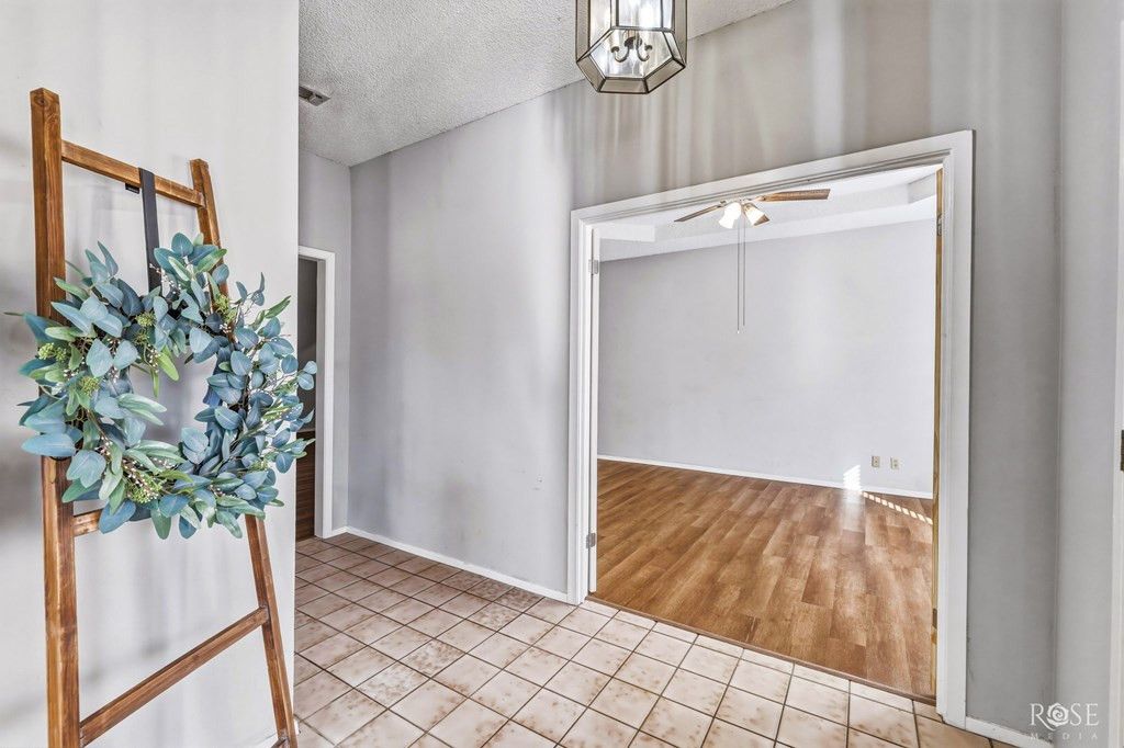 Image 7 of property listing at 3426 Clearview Drive, San Angelo, TX 76904