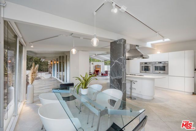 3027 Franklin Canyon Drive, Beverly Hills, CA 90210