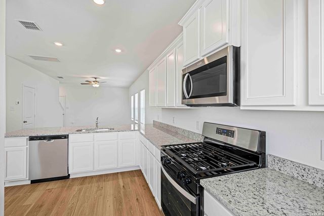 3435 Warlow Branch, San Antonio, TX 78109