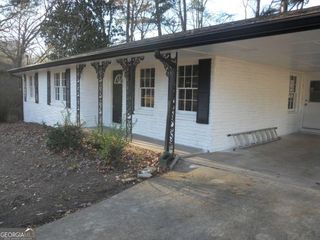 545 Oak Valley Drive, Riverdale, GA 30274