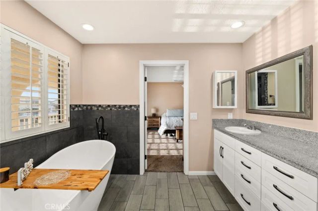 13520 Sea Gull Drive, Victorville, CA 92395