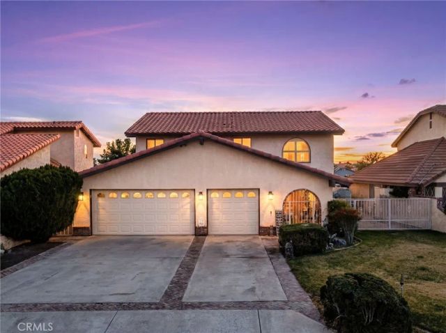 13520 Sea Gull Drive, Victorville, CA 92395