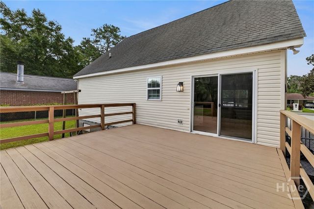 3222 Woodlawn Drive, Savannah, GA 31404