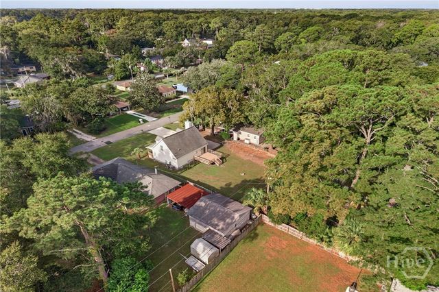 3222 Woodlawn Drive, Savannah, GA 31404