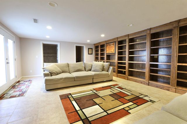 1906 HWY 70, Glenwood, AR 71943