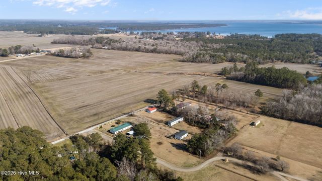 270 Smith Creek Road, Bayboro, NC 28515