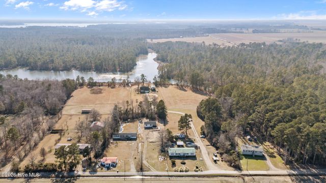 270 Smith Creek Road, Bayboro, NC 28515