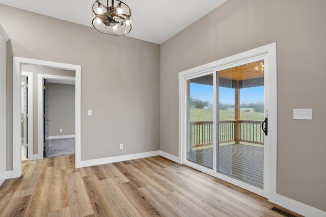 6035 W SWATHER CT, Columbia, MO 65203