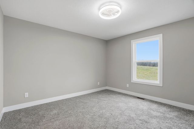 6035 W SWATHER CT, Columbia, MO 65203