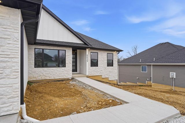 6035 W SWATHER CT, Columbia, MO 65203