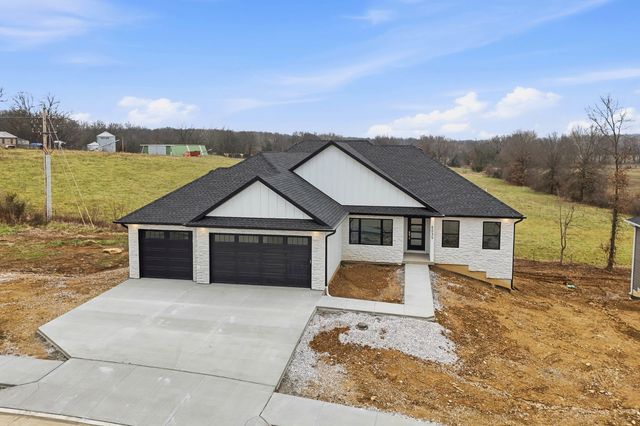 6035 W SWATHER CT, Columbia, MO 65203