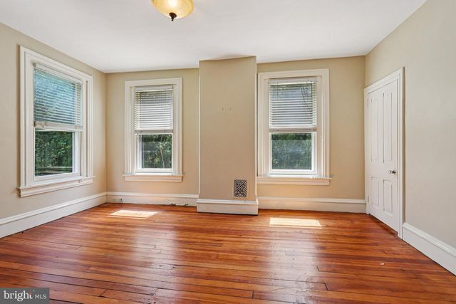1420 PENNSYLVANIA AVE, Berwyn, PA 19312