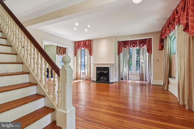 1420 PENNSYLVANIA AVE, Berwyn, PA 19312