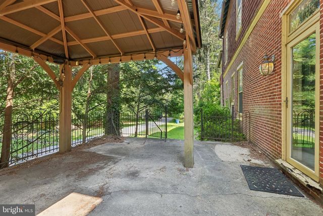 1420 PENNSYLVANIA AVE, Berwyn, PA 19312