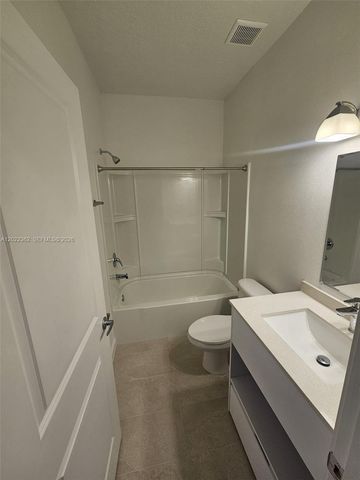 1201 SOUTHSTATION PL 108, Orlando, FL 32809