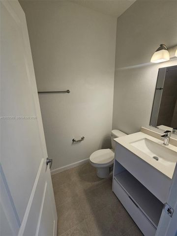 1201 SOUTHSTATION PL 108, Orlando, FL 32809