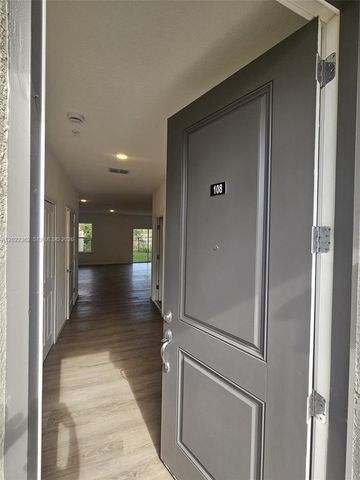 1201 SOUTHSTATION PL 108, Orlando, FL 32809