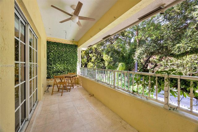 3233 Gifford Ln 3233, Coconut Grove, FL 33133
