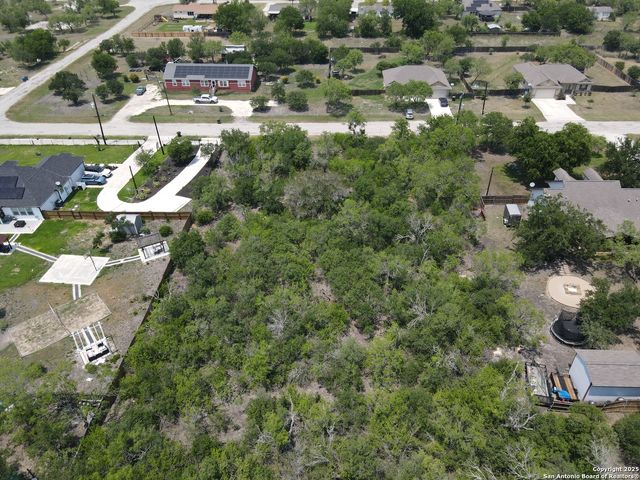 1015 County Road 3822, San Antonio, TX 78253
