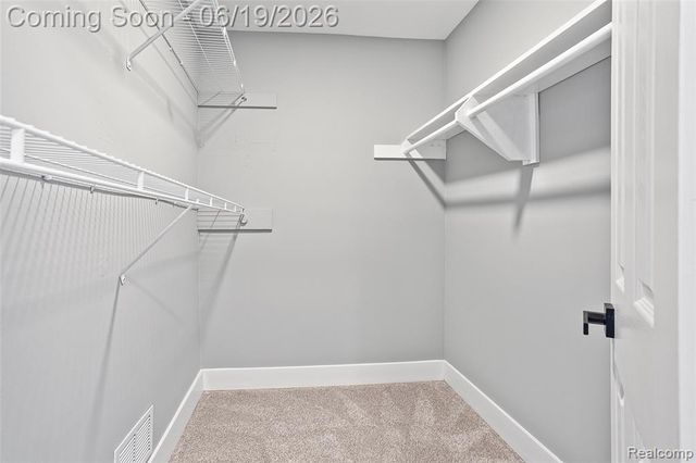 1740 Lakewood Drive, Troy, MI 48083