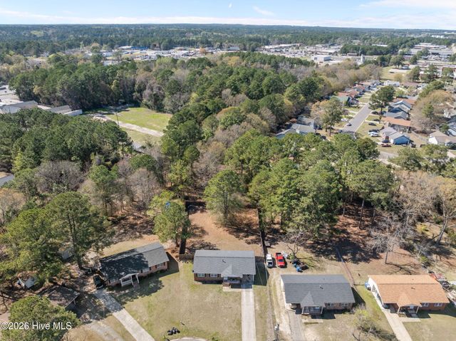 744 Rustland Drive, Fayetteville, NC 28301