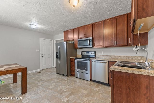 744 Rustland Drive, Fayetteville, NC 28301