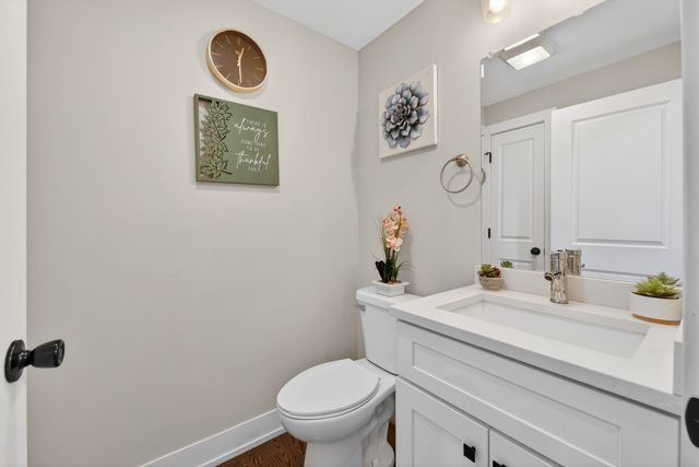 8166 W 87th Street 8166, Hickory Hills, IL 60457