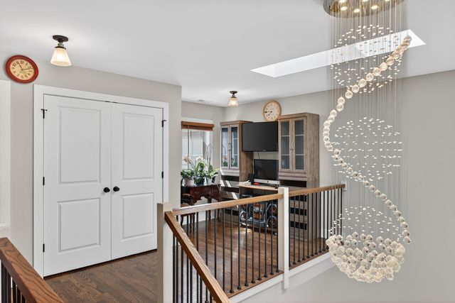 8166 W 87th Street 8166, Hickory Hills, IL 60457