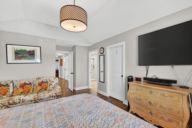 8166 W 87th Street 8166, Hickory Hills, IL 60457