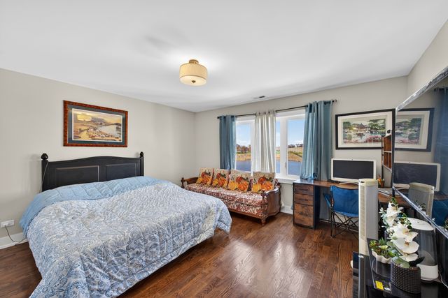 8166 W 87th Street 8166, Hickory Hills, IL 60457