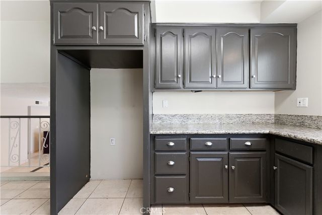 20253 Gifford Street, Winnetka, CA 91306