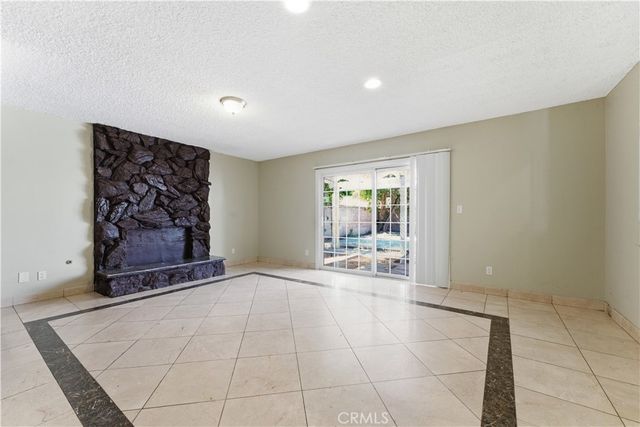 20253 Gifford Street, Winnetka, CA 91306