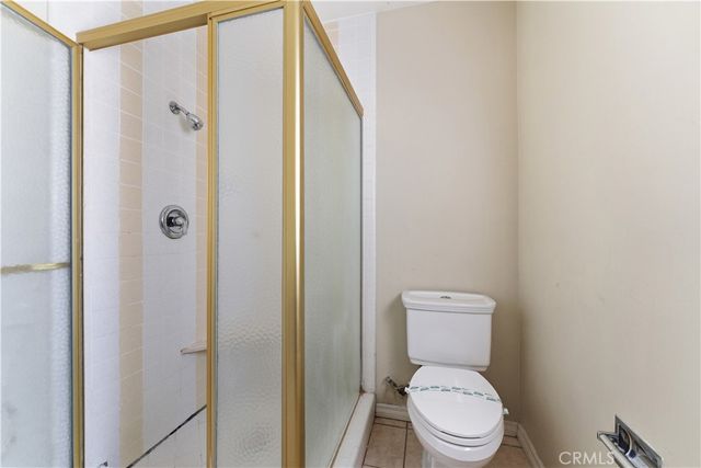 20253 Gifford Street, Winnetka, CA 91306
