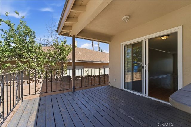 20253 Gifford Street, Winnetka, CA 91306