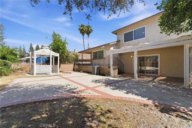 20253 Gifford Street, Winnetka, CA 91306