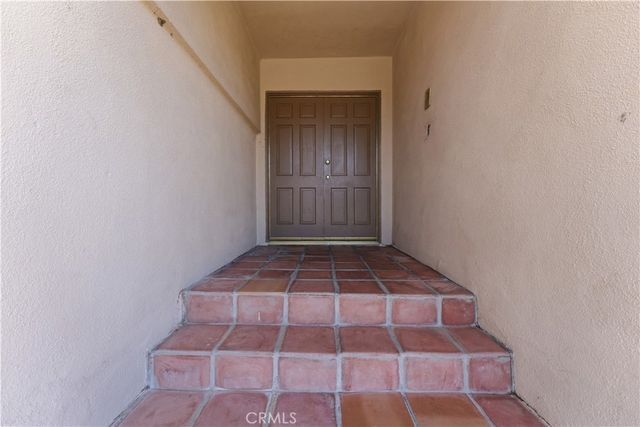 20253 Gifford Street, Winnetka, CA 91306