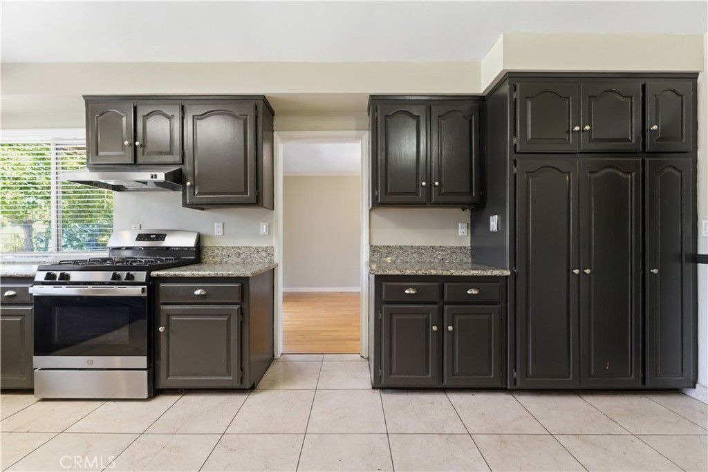 Image 11 of property listing at 20253 Gifford Street, Winnetka, CA 91306