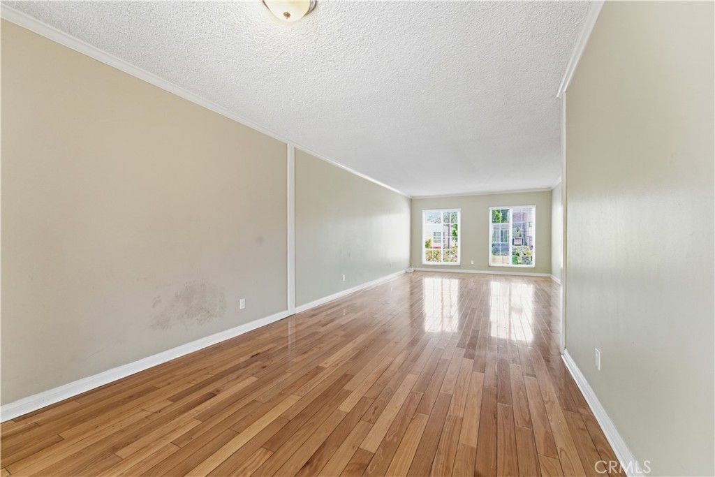 Image 9 of property listing at 20253 Gifford Street, Winnetka, CA 91306
