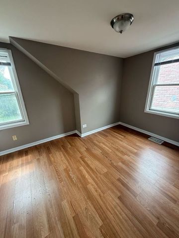 1249 W 108th Place, Chicago, IL 60643