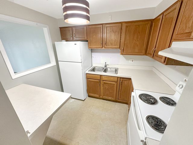 2317 N Neva Avenue 302A, Chicago, IL 60707