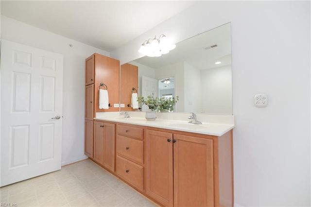 1602 Rustads CIR, Williamsburg, VA 23185