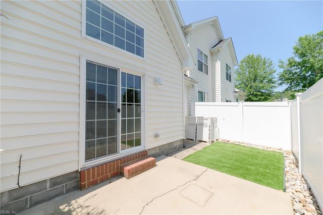 1602 Rustads CIR, Williamsburg, VA 23185