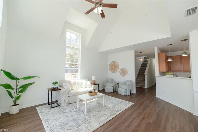 1602 Rustads CIR, Williamsburg, VA 23185